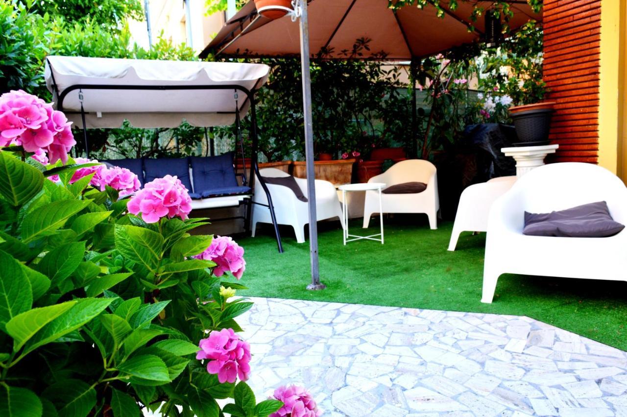 Hotel Cirene Римини Экстерьер фото